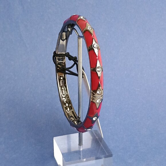 Quadruple Star Pattern Hematite Rubine Red Enamel Hinge Bangle Skinny Bracelet - Picture 1 of 5